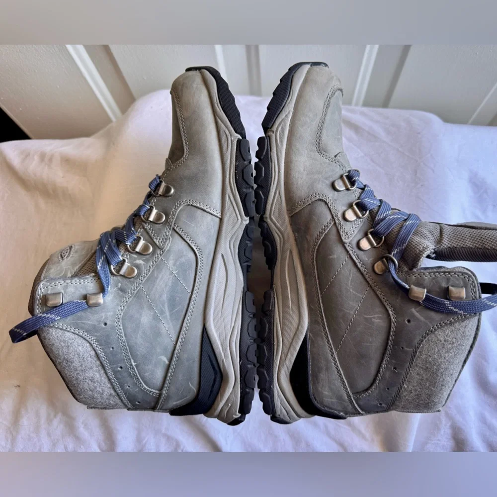 KEEN Women's Gray Winter Boots Size 9 Hicking Women’s Boots